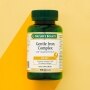 NATURE'S BOUNTY® Hierro Gentle Complex con Vitaminas C & B12 - 100 cápsulas thumbnail
