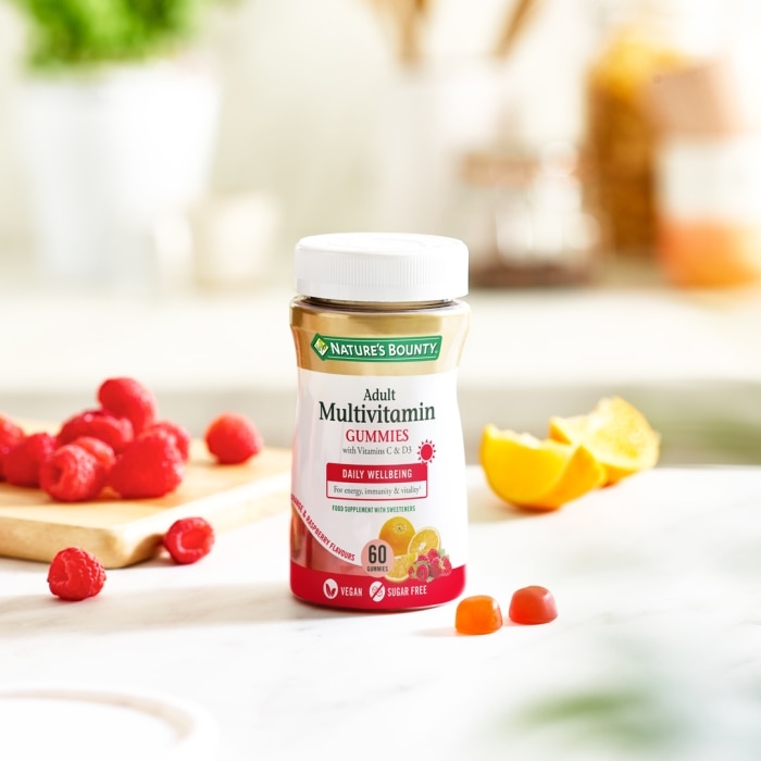 NATURE'S BOUNTY® Multivitamínico Adultos con Vitamina C y D - 60 gominolas