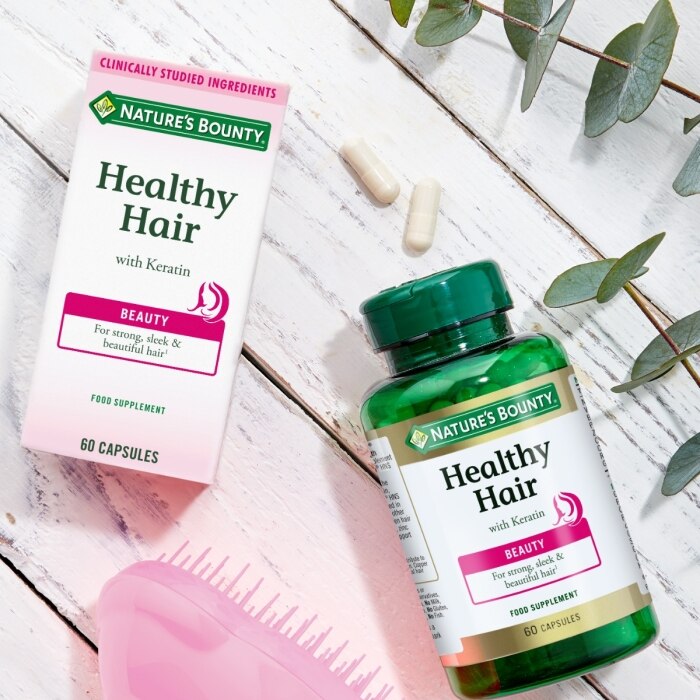 NATURE'S BOUNTY® Healthy Hair con Queratina - 60 cápsulas